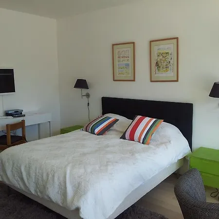 Studio Tour Eiffel Apartment Paris