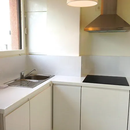 Apartment Studio Tour Eiffel *